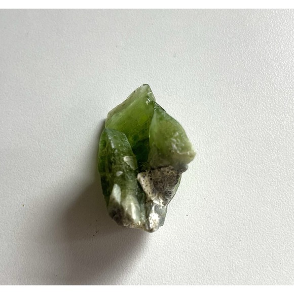 Natural Raw Peridot Crystal Mineral Specimen From Pakistan 19g Healing - Picture 8 of 10